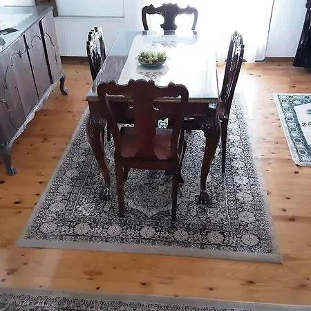Prázdninový dům John Actors *