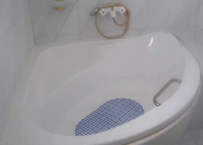 John Actors * Cavala